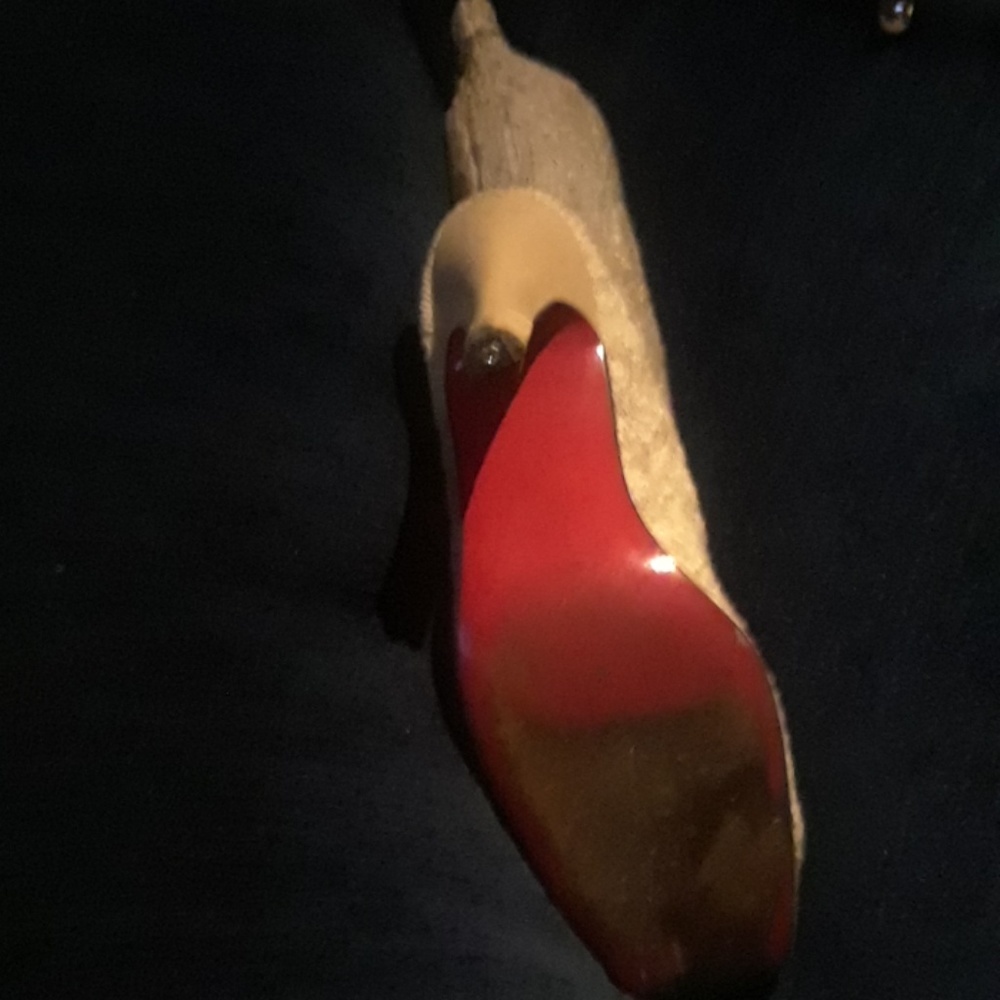 CHRISTIAN LOUBOUTIN SZ 39 BOOTS